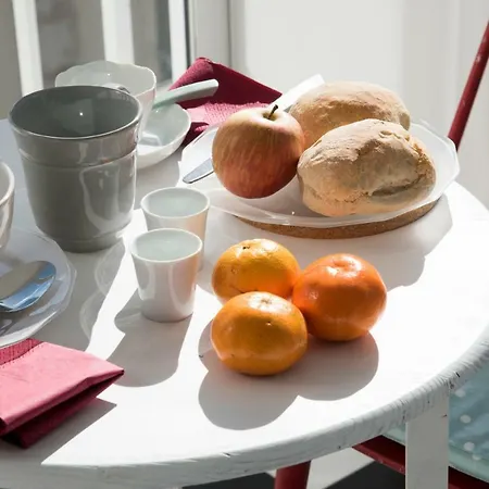 Light Lovers - Principe Real Apartament